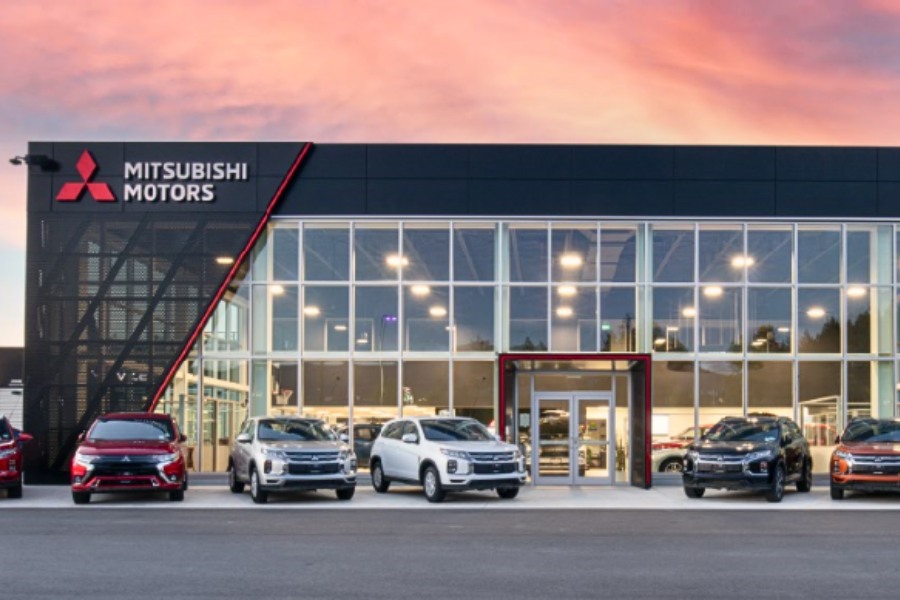 A exterior view of a Mitsubishi Dealership, a commercial project, designed by Alan Lowe Architecture.